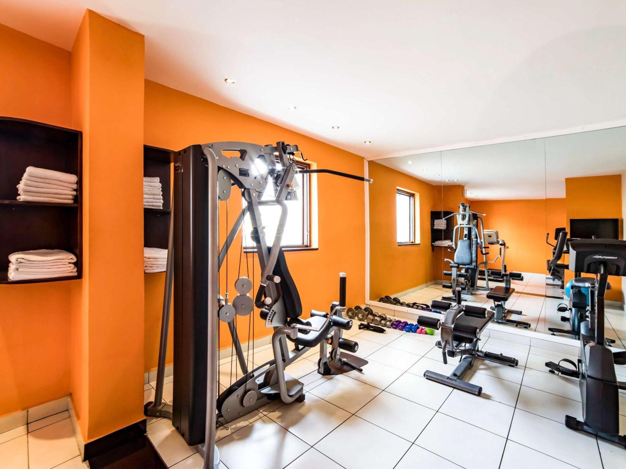 Ibis Styles Accra Airport Acra Exterior foto